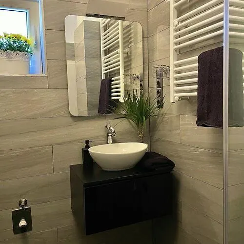 Leander House Πανσιόν